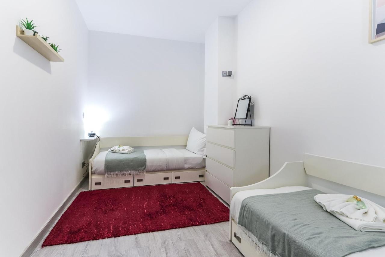Vita Portucale ! Moscavide Family Apartment Lisboa المظهر الخارجي الصورة